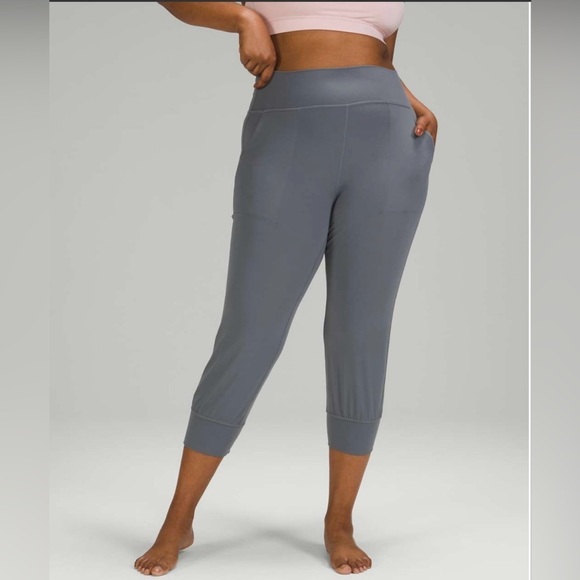 Lululemon Align Jogger Crop size 6 - Picture 5 of 6